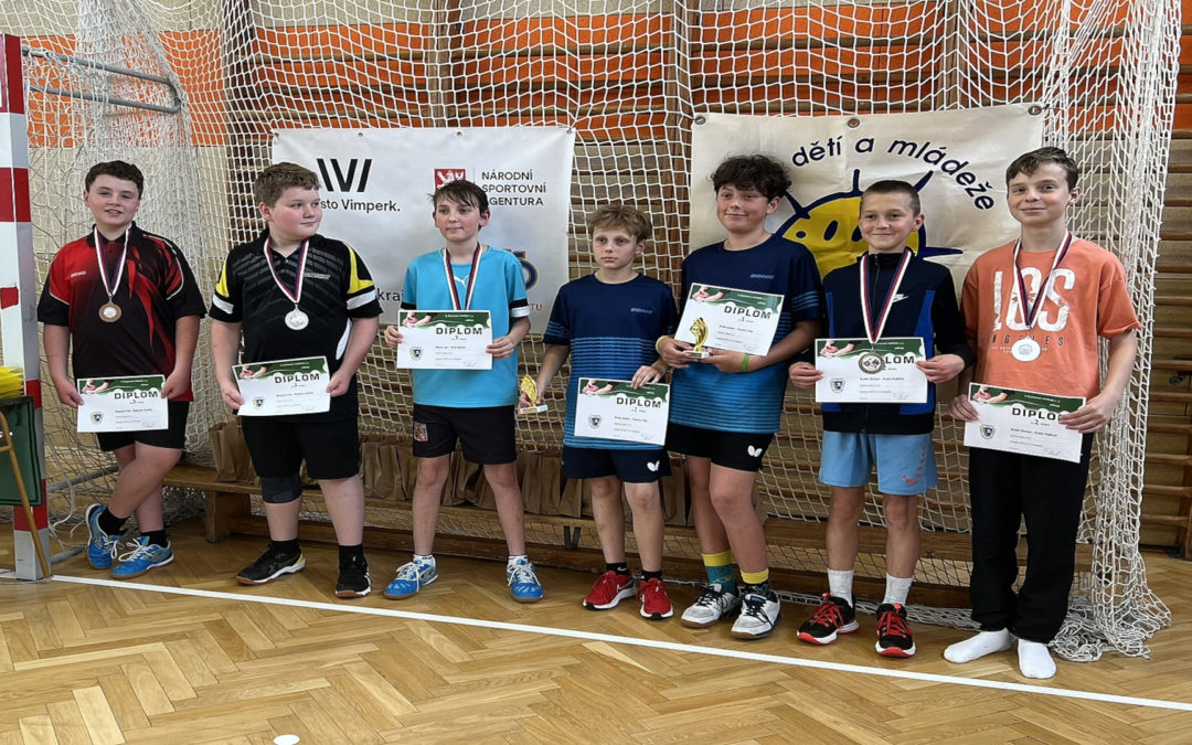 Krajské bodovací turnaje U 13 (mladší žactvo) a U 15 (starší) ve stolním tenisu ve Vimperku ve dnech 18. a 19.5.2024